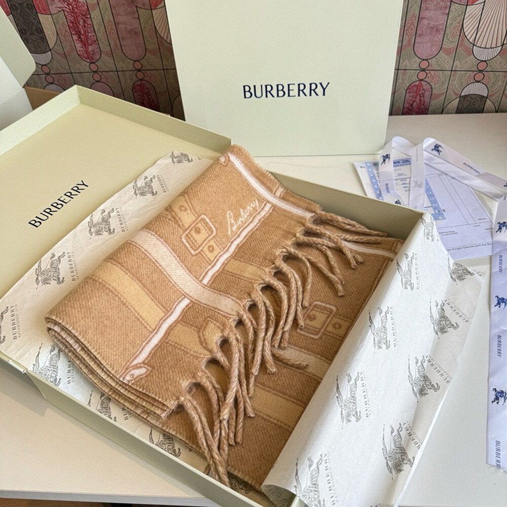 Burberry Beige Cream Motif Cashmere